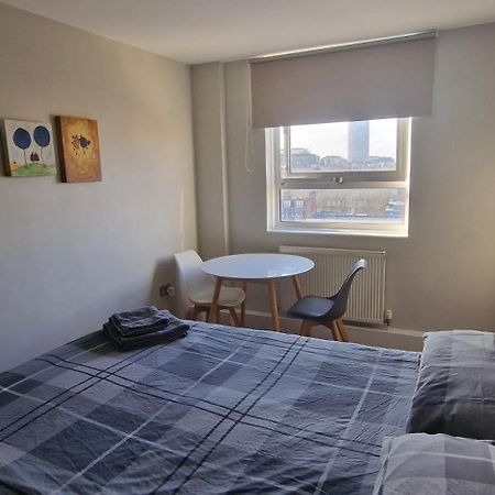 Beautiful 3-Bedroom Flat With Stunning Views Лондон Екстер'єр фото
